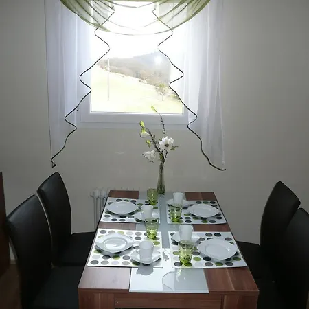 Apartman Ferienhaus Moselhohe *